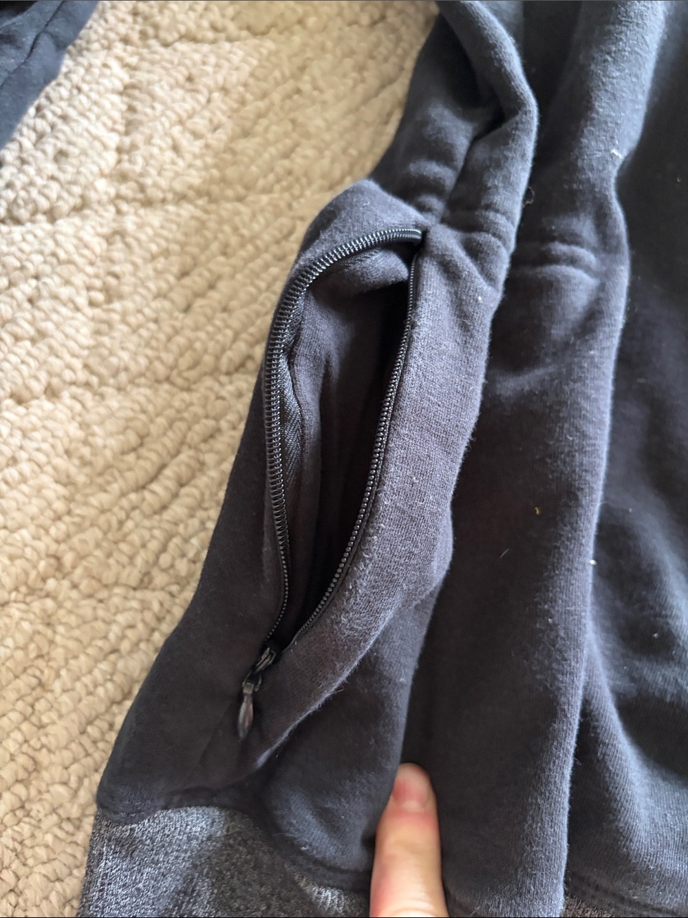 Under Armour Black Women's Hoodie Sweatshirt - Picture 5 of 7